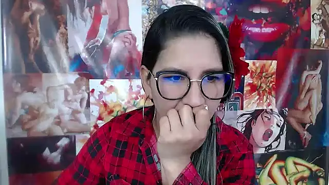 Snapshot of Benett_Lea chatting on December 4, 2024, 7:17 pm Benett Lea online show from December 4, 2024, 7:17 pm