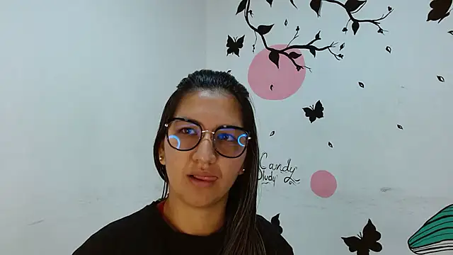 Snapshot of Benett_Lea chatting on December 11, 2024, 7:25 pm Benett Lea online show from December 11, 2024, 7:25 pm