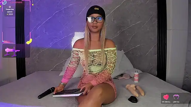 Snapshot of RachellEbony chatting on February 6, 2026, 1:51 pm RachellEbony online show from February 6, 2026, 1:51 pm