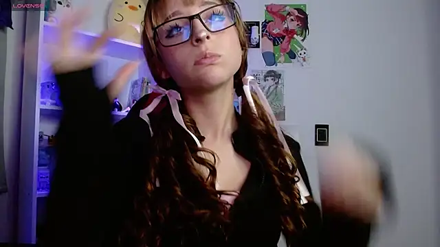 CelesteAyase online show from May 6, 2026, 12:58 am
