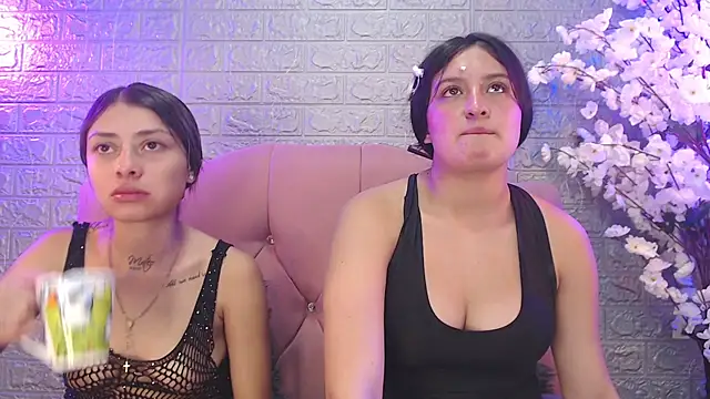  lesbi hard 69 online show from March 11, 2026, 3:22 am