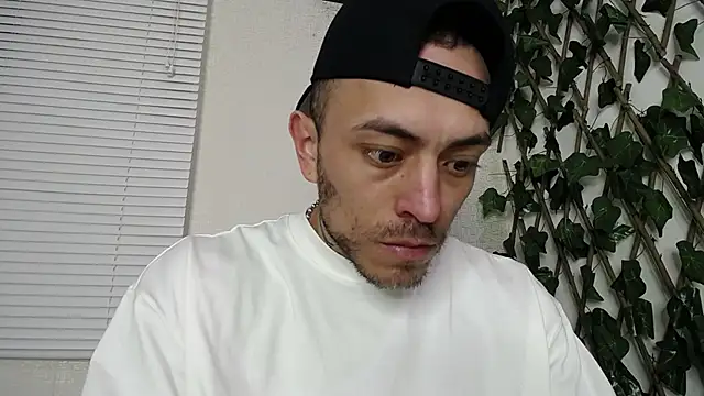 Snapshot of Jasson_kingg chatting on January 9, 2025, 5:02 am Jasson kingg online show from January 9, 2025, 5:02 am