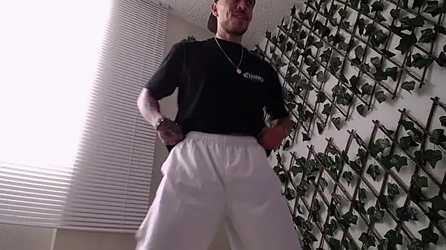 Snapshot of Jasson_kingg chatting on February 18, 2025, 7:30 pm Jasson kingg online show from February 18, 2025, 7:30 pm