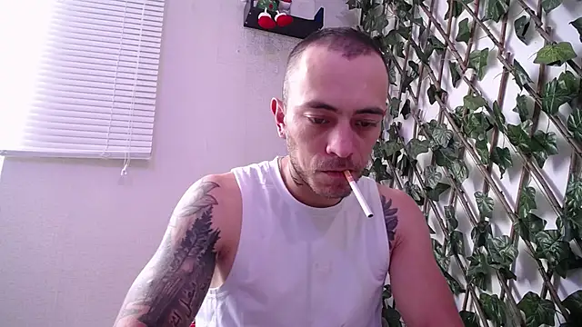 Snapshot of Jasson_kingg chatting on December 20, 2024, 5:29 pm Jasson kingg online show from December 20, 2024, 5:29 pm