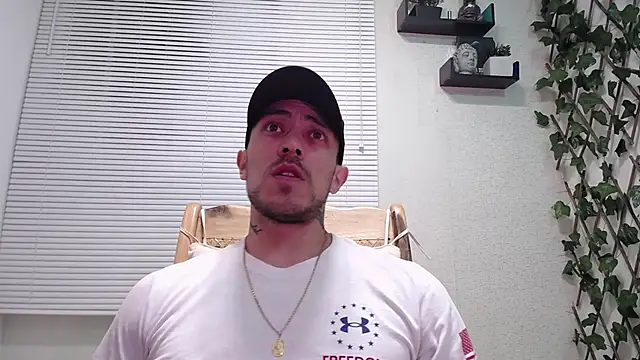 Snapshot of Jasson_kingg chatting on March 15, 2025, 12:36 am Jasson kingg online show from March 15, 2025, 12:36 am