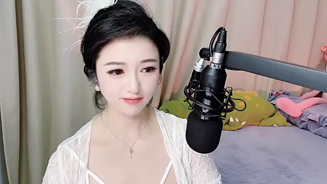 Snapshot of starsqimei chatting on March 21, 2026, 8:19 am starsqimei online show from March 21, 2026, 8:19 am