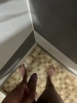 mylovetr1 online show from March 19, 2025, 4:47 am