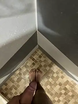 mylovetr1 online show from January 18, 2025, 4:26 am