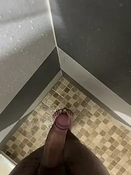 mylovetr1 online show from February 5, 2025, 4:59 am