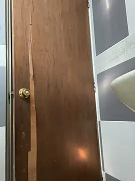 mylovetr1 online show from March 2, 2025, 11:39 pm