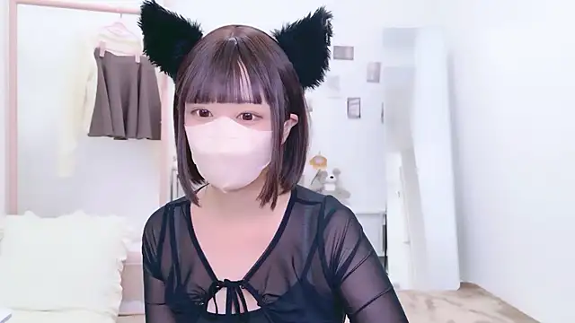 aki zzz online show from November 30, 2025, 4:46 am