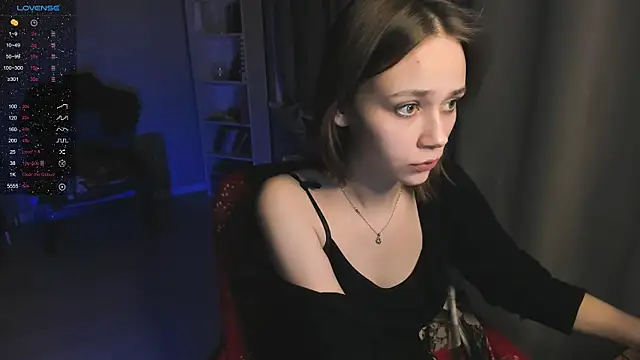 Snapshot of SweetLinaa chatting on December 21, 2025, 11:27 pm SweetLinaa online show from December 21, 2025, 11:27 pm