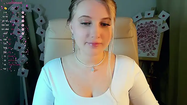 Evacadooo online show from February 24, 2025, 2:19 am