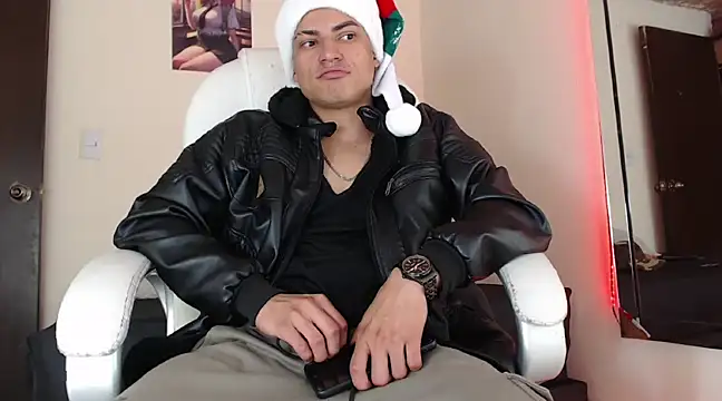 Andres thompson22 online show from December 23, 2024, 6:11 am