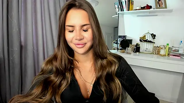 SuraMune online show from March 22, 2025, 11:42 am