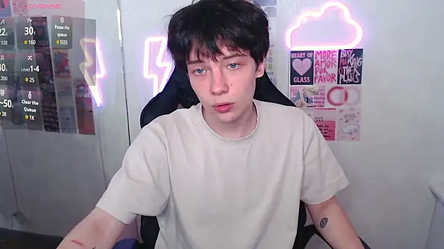 iwillfall online show from April 24, 2026, 2:13 am