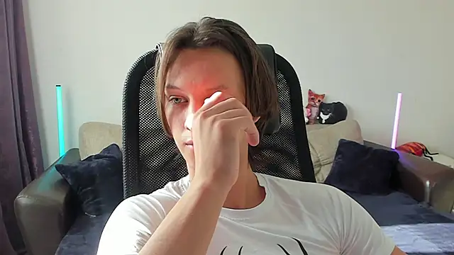 Ostin meow online show from June 30, 2026, 12:16 pm
