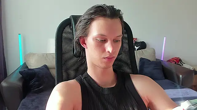 Ostin meow online show from June 28, 2026, 12:33 pm