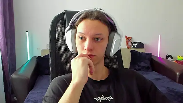 Ostin meow online show from February 24, 2026, 6:58 am