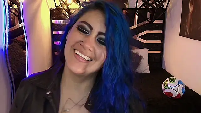 scarleth blue online show from June 13, 2026, 4:21 am