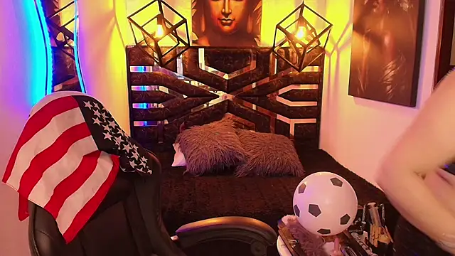 scarleth blue online show from June 18, 2026, 3:16 am