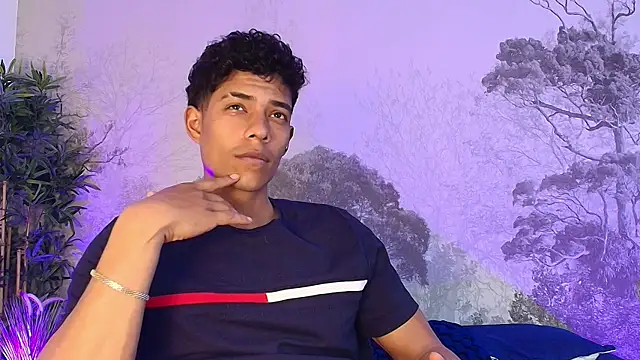 Snapshot of wagz chatting on July 11, 2026, 8:20 pm wagz online show from July 11, 2026, 8:20 pm