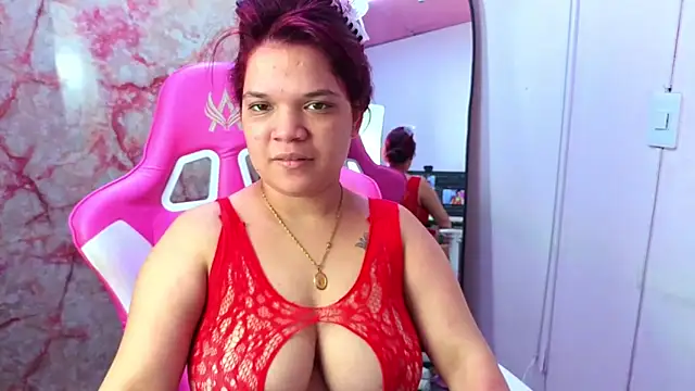 MelanyCarter18 online show from June 18, 2026, 2:11 pm