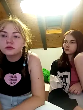 ella grays online show from February 26, 2025, 7:10 pm