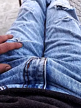 Snapshot of faaseel chatting on February 10, 2026, 10:25 am faaseel online show from February 10, 2026, 10:25 am