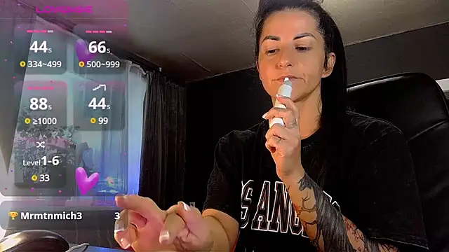 Snapshot of Aria_Dl chatting on March 17, 2025, 12:04 pm Aria Dl online show from March 17, 2025, 12:04 pm