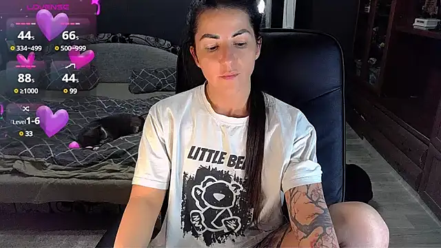 Snapshot of Aria_Dl chatting on January 23, 2025, 3:43 pm Aria Dl online show from January 23, 2025, 3:43 pm