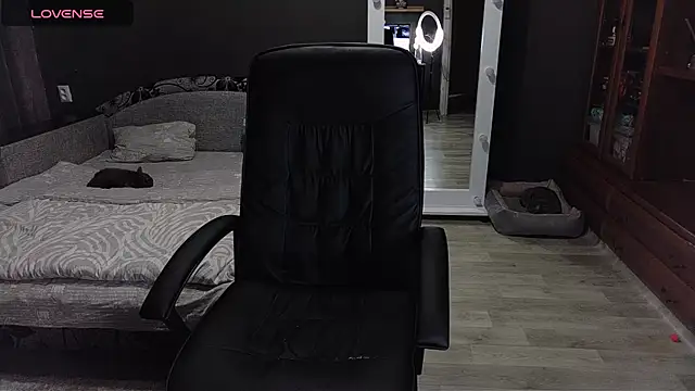 Snapshot of Aria_Dl chatting on December 17, 2025, 12:43 pm Aria Dl online show from December 17, 2025, 12:43 pm