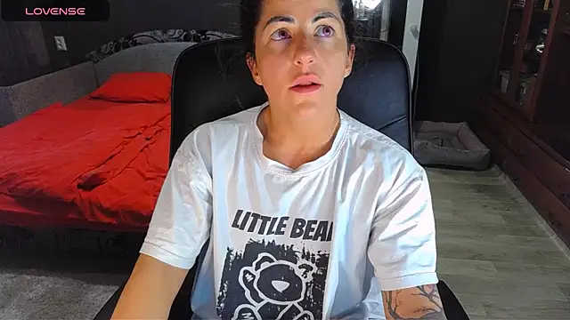 Snapshot of Aria_Dl chatting on October 13, 2025, 11:45 am Aria Dl online show from October 13, 2025, 11:45 am