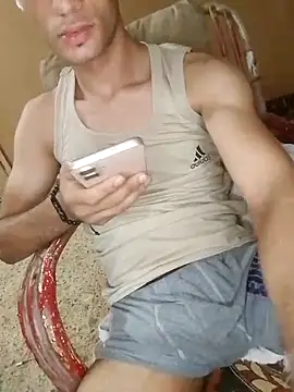 LOOLOOO123123 online show from September 26, 2025, 5:47 am