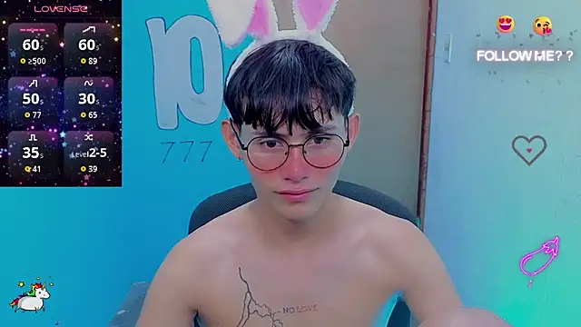 Snapshot of tanjiro_cute chatting on May 31, 2026, 10:21 pm tanjiro cute online show from May 31, 2026, 10:21 pm