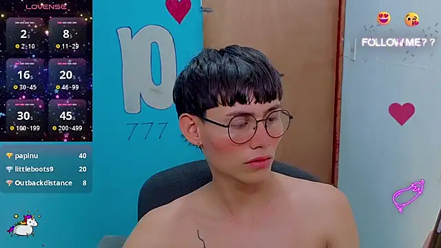 Snapshot of tanjiro_cute chatting on June 4, 2026, 11:04 am tanjiro cute online show from June 4, 2026, 11:04 am