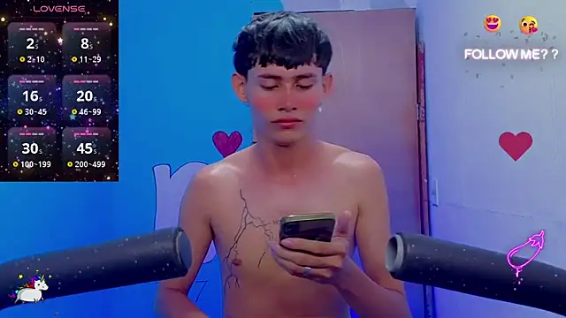 Snapshot of tanjiro_cute chatting on June 7, 2026, 4:07 am tanjiro cute online show from June 7, 2026, 4:07 am