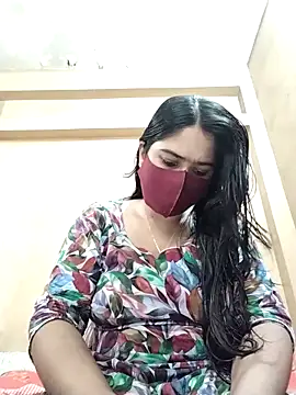 Magical Girl- online show from September 17, 2025, 4:14 am