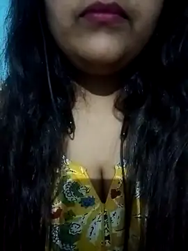 Love-Veronica online show from February 22, 2026, 1:35 pm