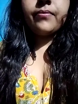 Love-Veronica online show from February 17, 2026, 6:49 pm