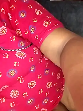 Snapshot of Sexy_Radhikaa chatting on April 14, 2026, 5:51 pm Sexy Radhikaa online show from April 14, 2026, 5:51 pm