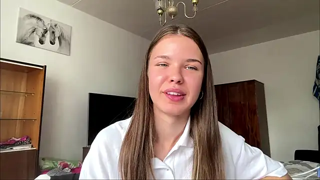 BlissEllers online show from August 5, 2026, 6:07 am