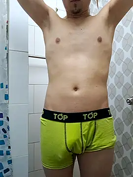 tula chyk online show from December 4, 2024, 7:50 pm