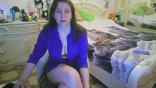 Debra Phoenix online show from May 4, 2026, 10:12 pm
