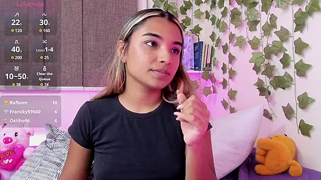 Snapshot of Annebull_ chatting on January 21, 2025, 1:50 am Annebull online show from January 21, 2025, 1:50 am