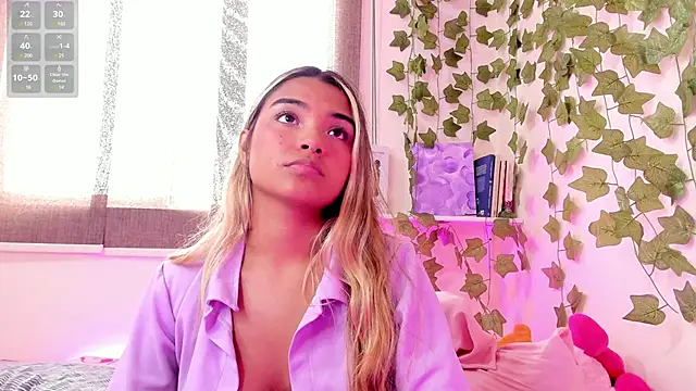 Snapshot of Annebull_ chatting on February 3, 2025, 8:03 pm Annebull online show from February 3, 2025, 8:03 pm