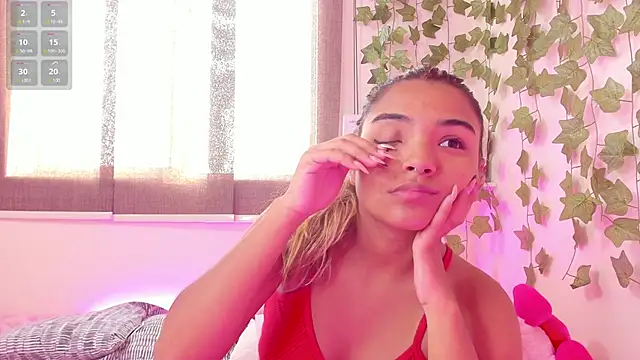 Snapshot of Annebull_ chatting on February 2, 2025, 9:23 pm Annebull online show from February 2, 2025, 9:23 pm