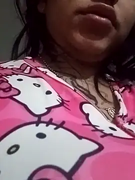 Naomy veracruz  online show from June 9, 2026, 1:01 pm