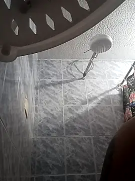 Naomy veracruz  online show from June 10, 2026, 1:12 pm