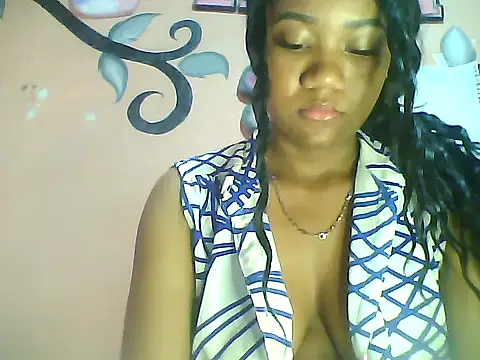 Fariana01 online show from January 28, 2025, 12:15 am